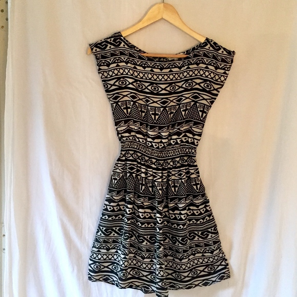 Summer Tribal Print Dress - Picture 1 of 7